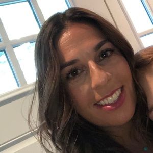 Meet your Posher, Stacie